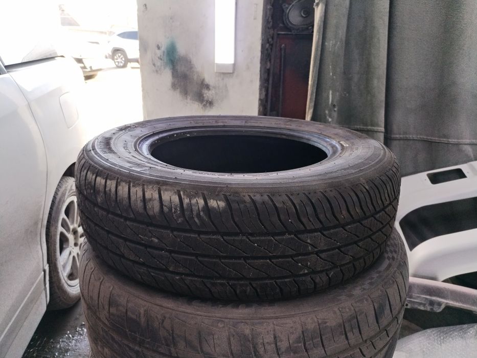 Продам шину одну