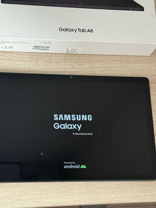 Продам планшет Samsung Galaxy Tab-8