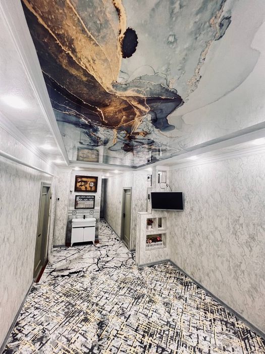 Центрде кирпичный домда 5этажда 4 ханалы кв сатылады