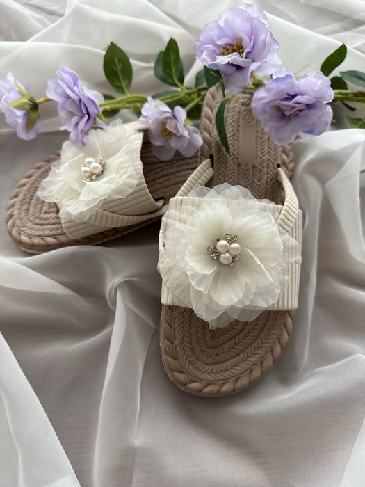 Дамски летни чехли