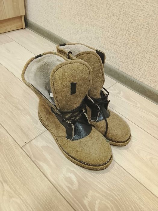 Берцы войлочные новые