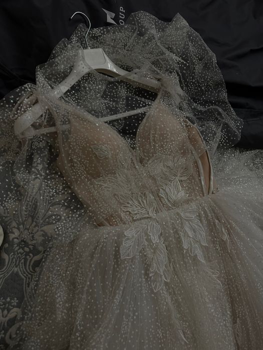 Продам свадебное платье Rara Avis