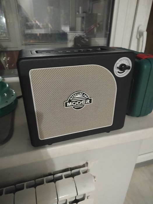 комбоусилитель Mooer Hornet 15 б/у