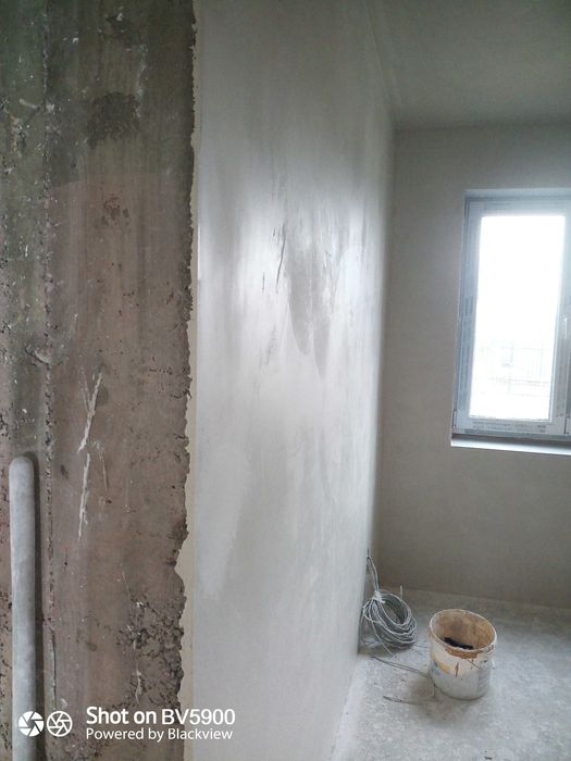Tencuiala Ipsos și Sapa Autonivelanta Ipsos