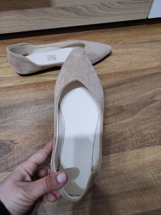 Дамски бежови пантофки 36 номер