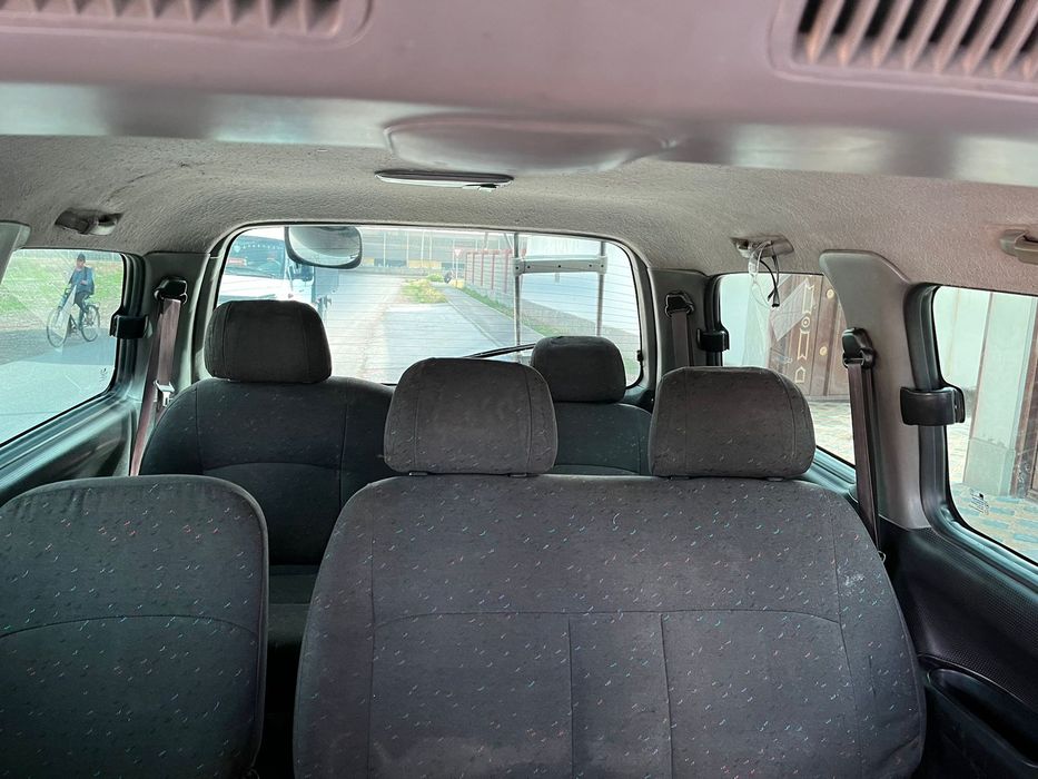 Hunday Starex 2003.  Куб  2.5 .