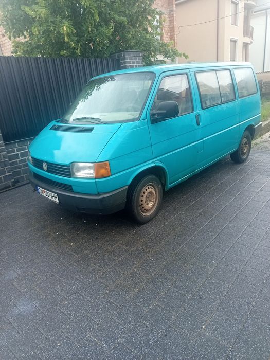 De vânzare wolsvagen transporter T4 1995
