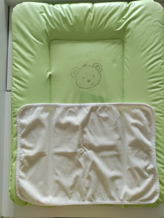 Подарявам Комплект повивалник, подложки и още аксесоари