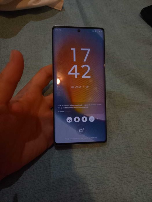 Vând telefon urgent