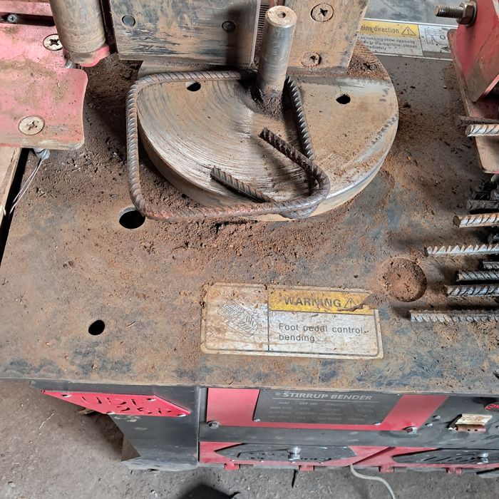 De vanzare Etrieri FY 8