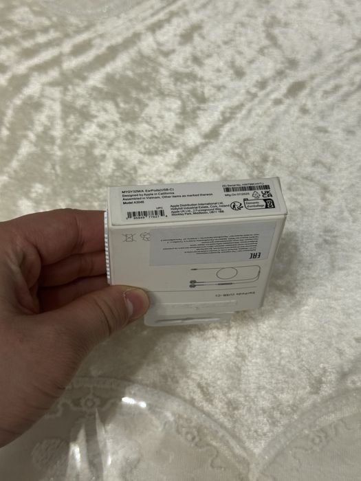 СРОЧНО Apple Pencil Usb C , Apple EarPods Usb Type C (оригинал)