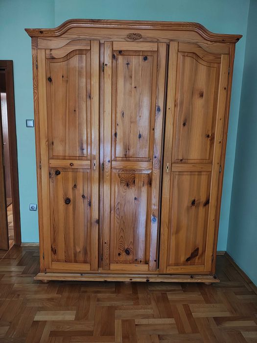 продавам гардероб