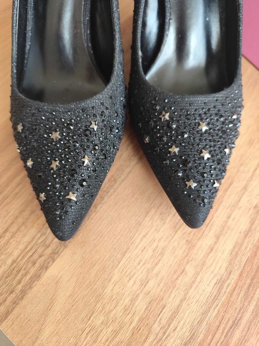 Дамски официалнк обувки