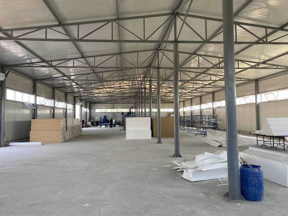 Склады, ангары, пром. зоны, швейные, закрытые рынки из Сэндвич панель