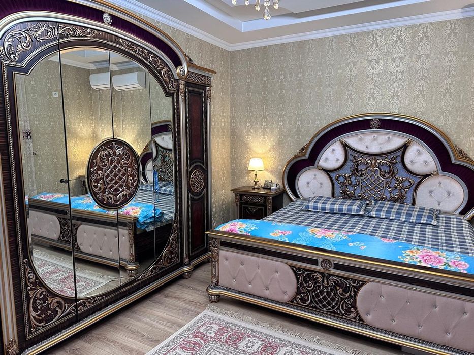 Продается диван, шкаф, спальная.