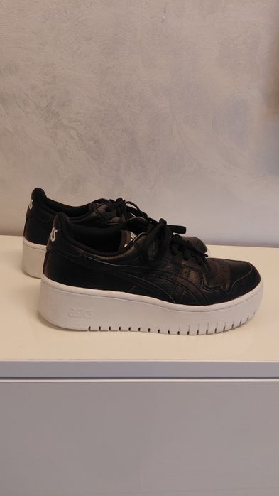 Pantofi Asics marimea 36-37