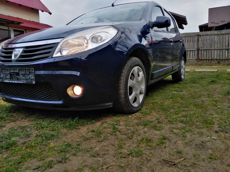 VÂND DACIA SANDERO EURO 5 ÎN stare foarte bună!