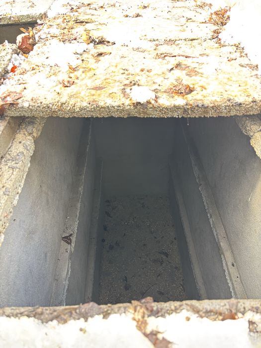 Loc de veci Cimitirul Belu, 2 cripte cu total 6 locuri