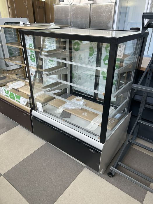 Морозильники торговые со склада