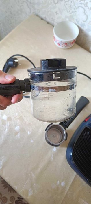 Кофеварка Delonghi EC 9