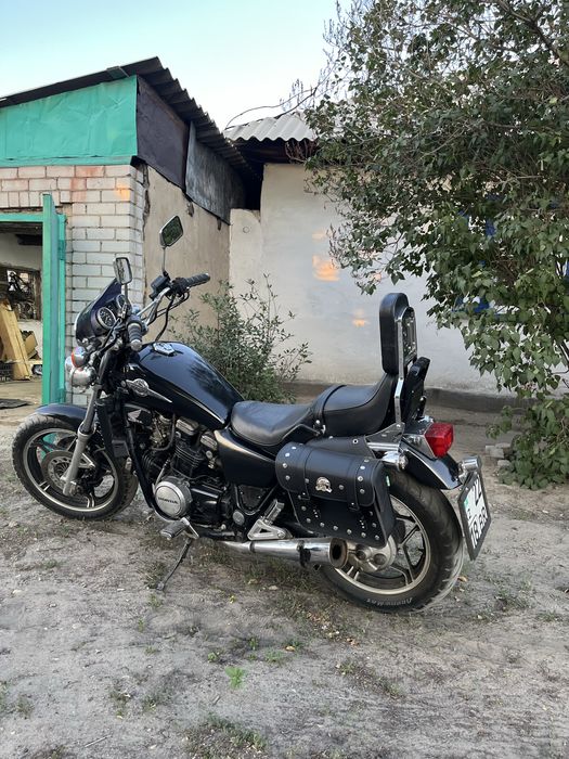 Honda Magna 750 круизер чоппер