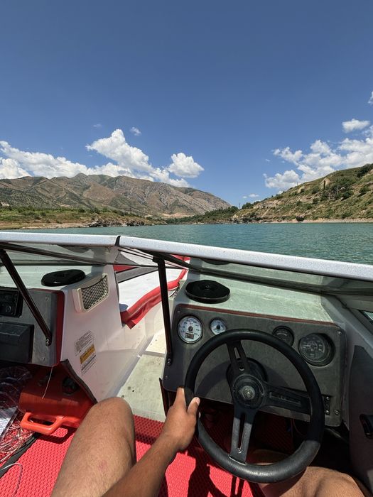 Продам катер polmat 16 7 местный