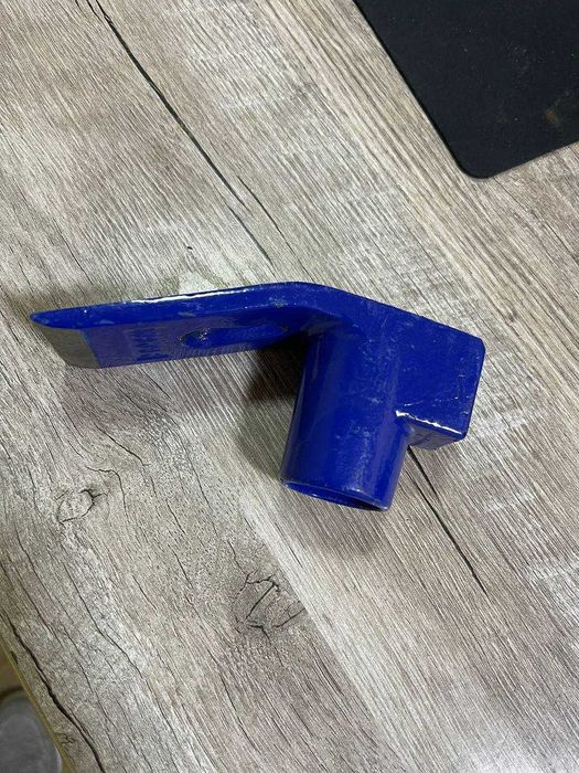 Yakar Keser, Молоток, Теша