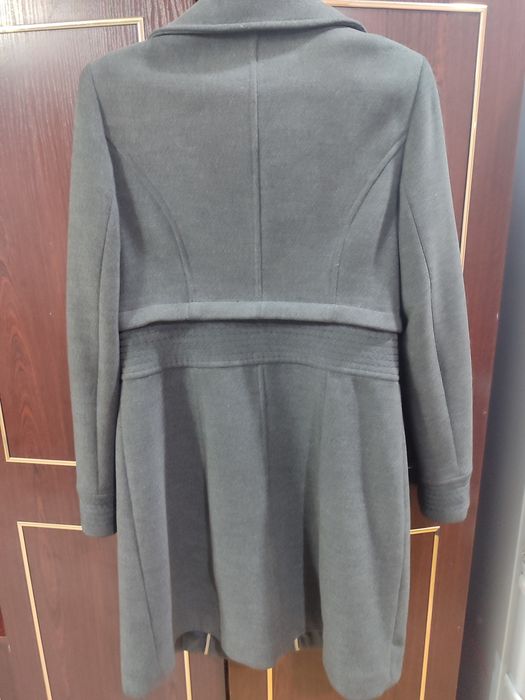 Продается весеннее пальто