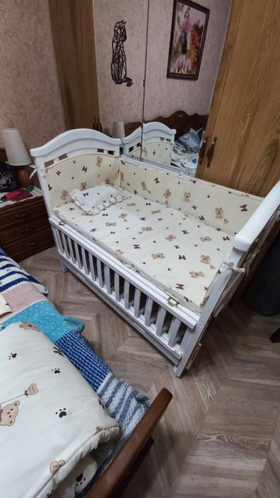 Детская кроватка