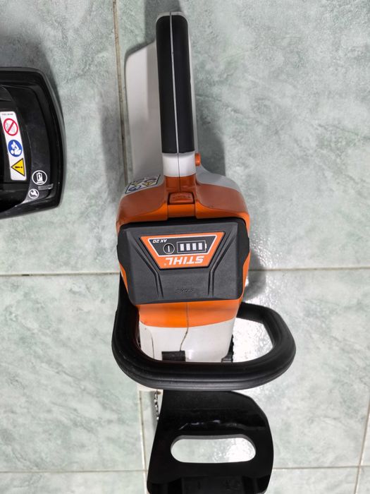 STIHL MSA 120 C-BQ с батерия и зарядно