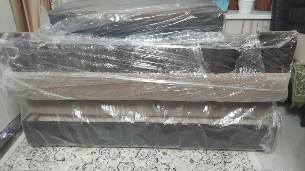 Продам б/у диван