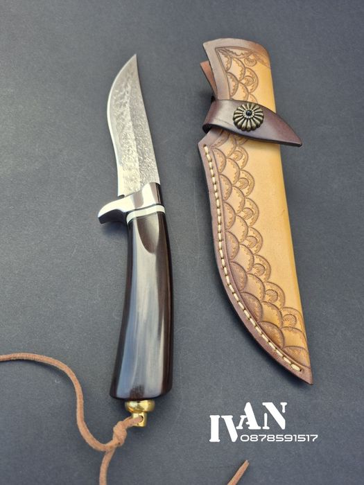 Японски ловен нож-дамаска стомана-VG10-кожена кания