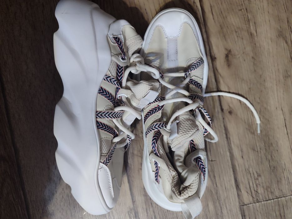 Продам изики ра цена 1000