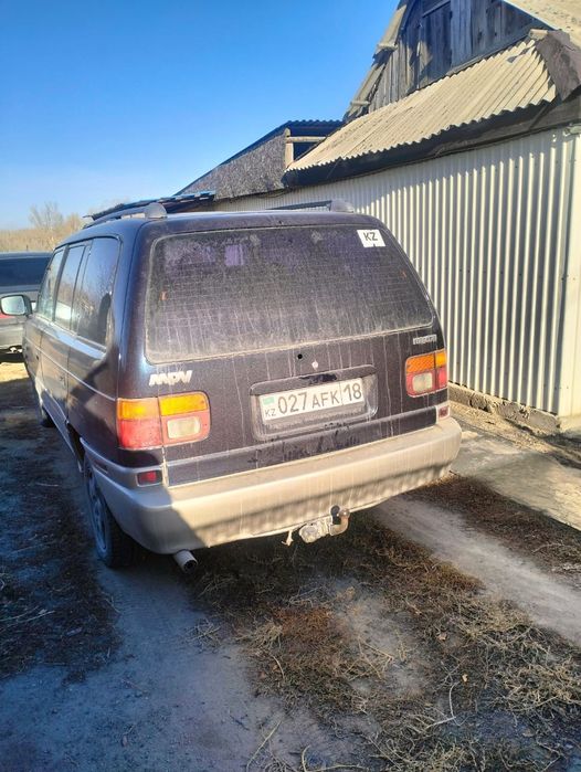 Продам Мазда MPV