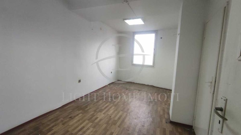 Продава се Тристаен апартамент в Пловдив, Каменица 2 - 90 кв.м за 995 €/кв.м - Снимка #3