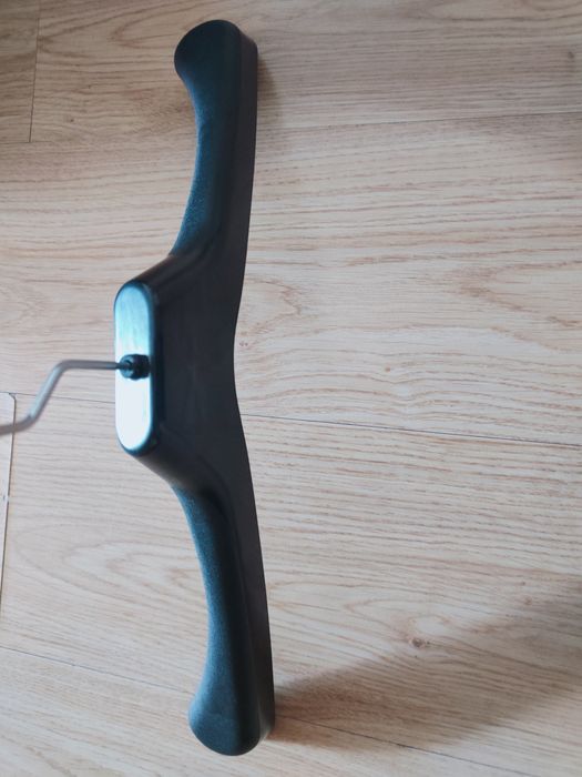 Вешалки для дома и для магазина