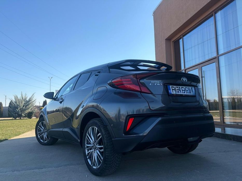 Toyota C-HR echipare C-LASSY Hybrid (HEV) 1.8L (98CP)