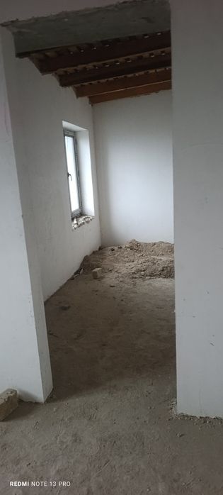 Дублех 84 кв Новастройка