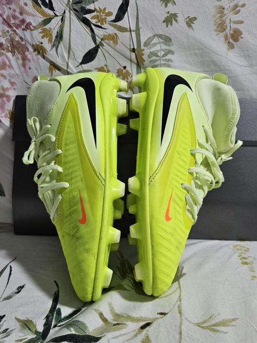 Nike Jr. Phantom 6 Club MG