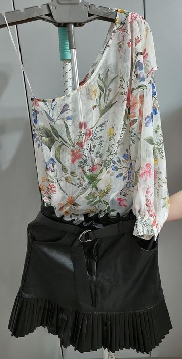 Set fusta+bluza de vara Stradivarius