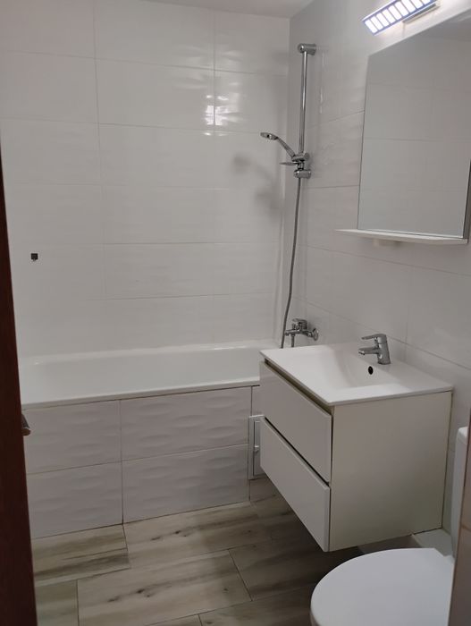 De inchiriat apartament