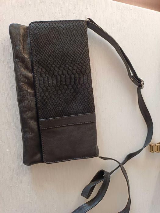 Кожаная сумка- клатч