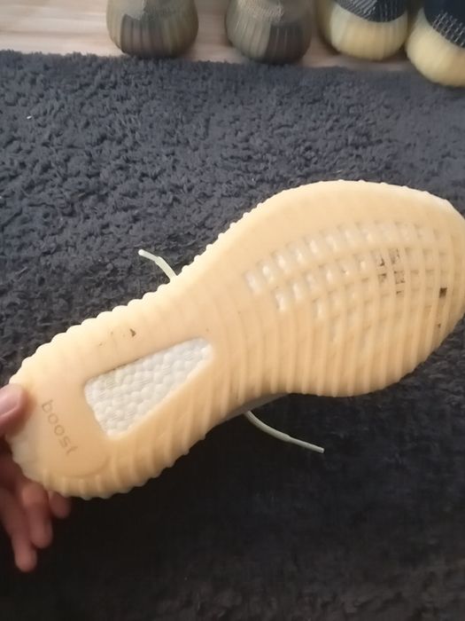 Yeezy butter 42 conditie buna