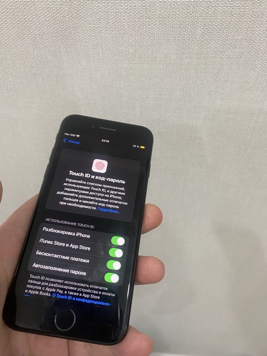 Айфон se в очень хорошем состоянии