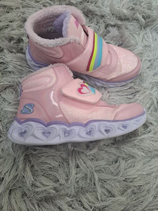 Skechers cu scai si luminite marime 36