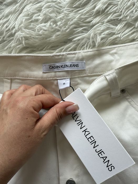 Нова пола calvin klein