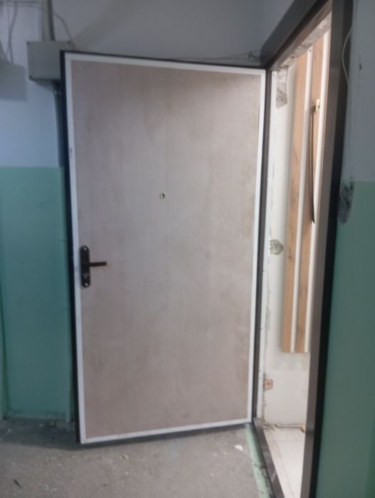 Двери входные железные