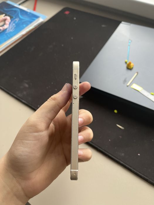 Айфон 5s продам!!!