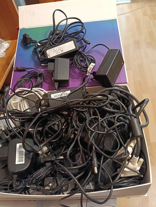 Ofertă specială!Adaptoare și cabluri încărcare rapidă diferite modele