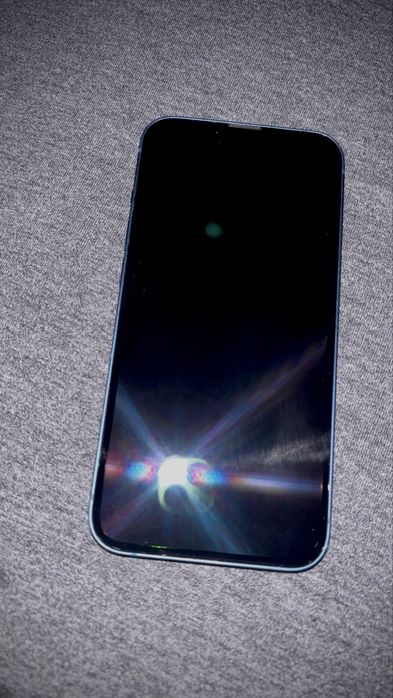 Продавам Iphone13 128GB